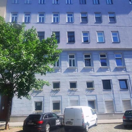 Smart Mini Hotel Viyana Dış mekan fotoğraf