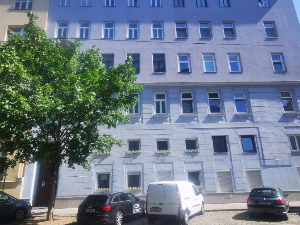 Smart Mini Hotel Viyana Dış mekan fotoğraf